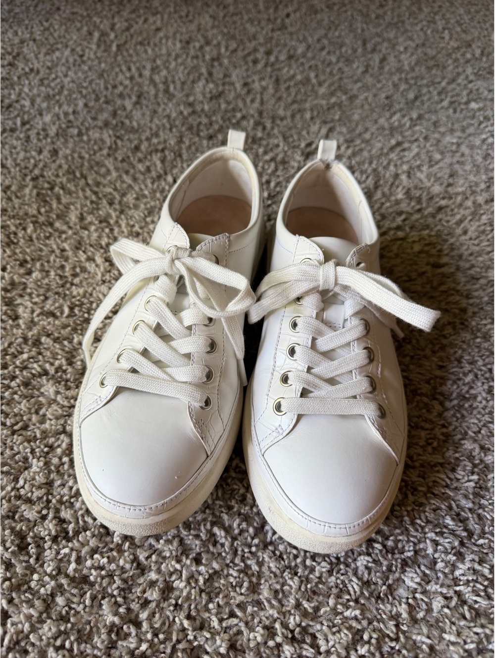 Vioionic Winny Sneakers - Picture 7 of 9